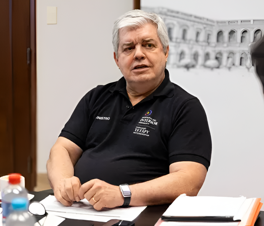 Riera pide salida de Gustavo Leite tras sus declaraciones y abre tensión en el oficialismo