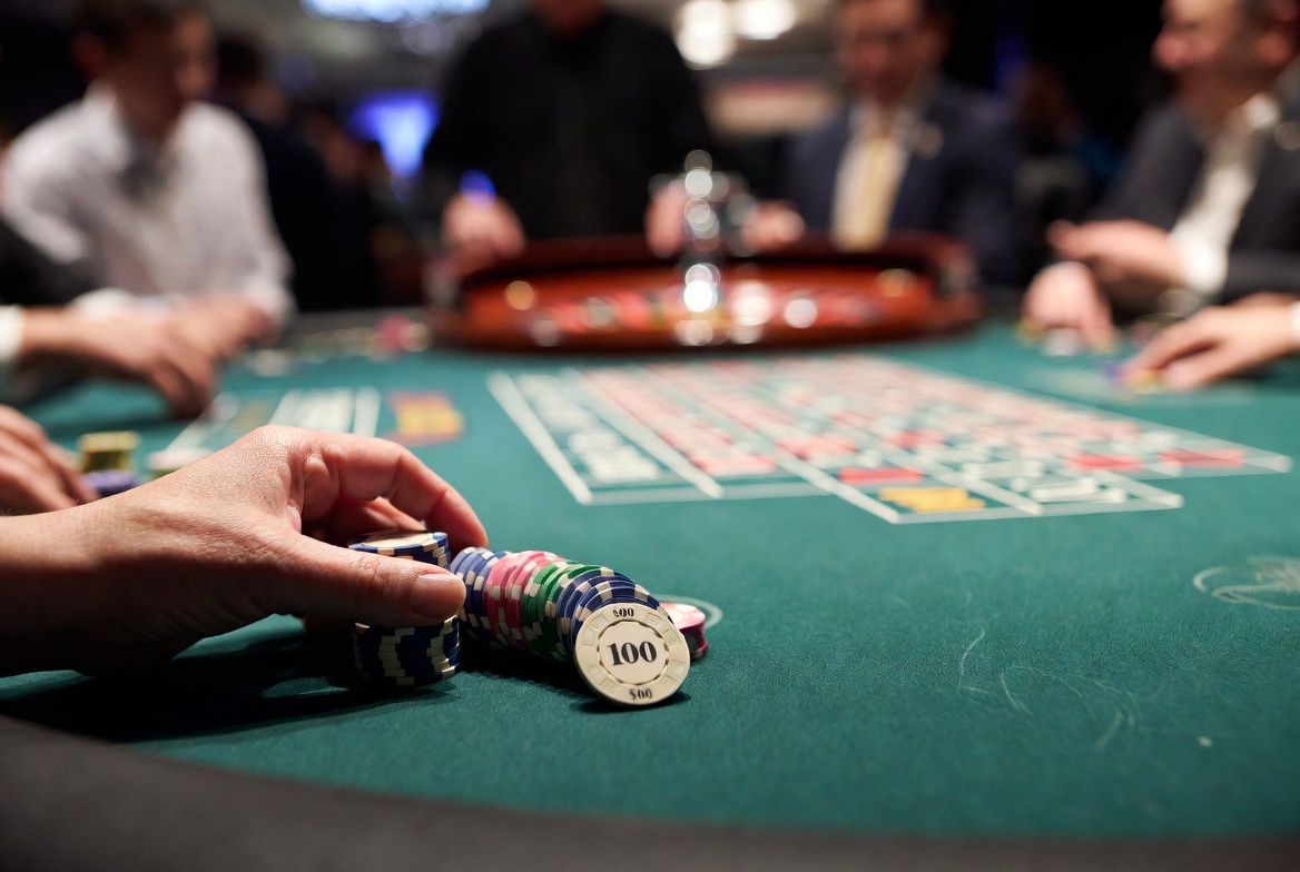 Conajzar reparte negocio de USD 120 millones y rompe exclusividad de la quiniela