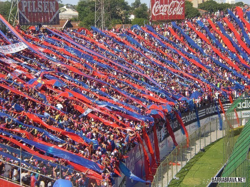 Vergüenza nacional, Superclásico paraguayo suspendido por violencia