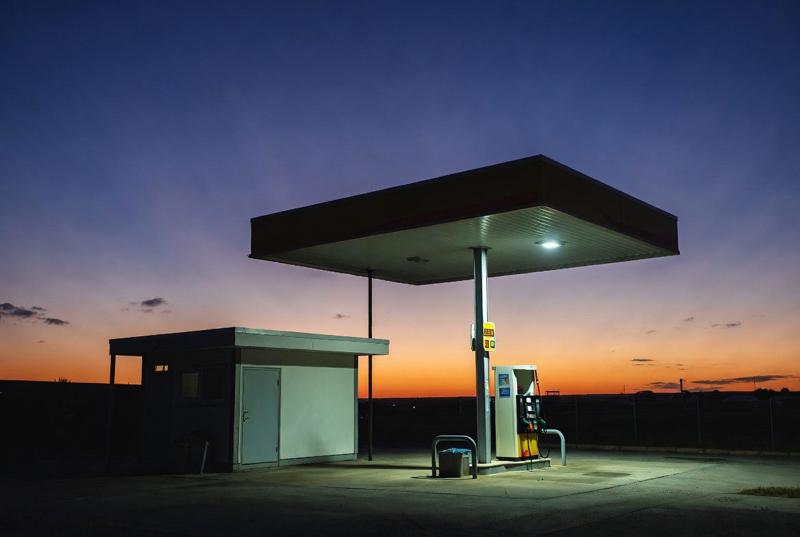 Inspecciones en estaciones de servicio buscan verificar condiciones laborales