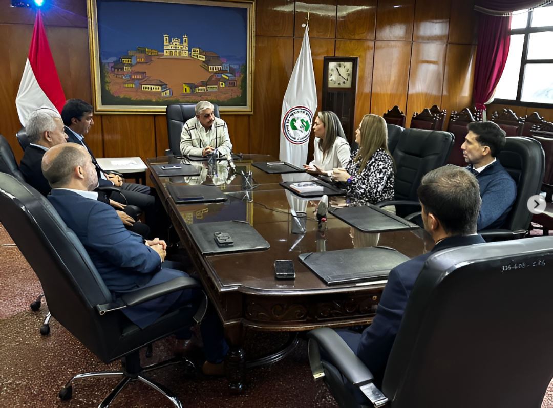 IPS coordina con Itaú pagos y servicios para funcionarios y jubilados