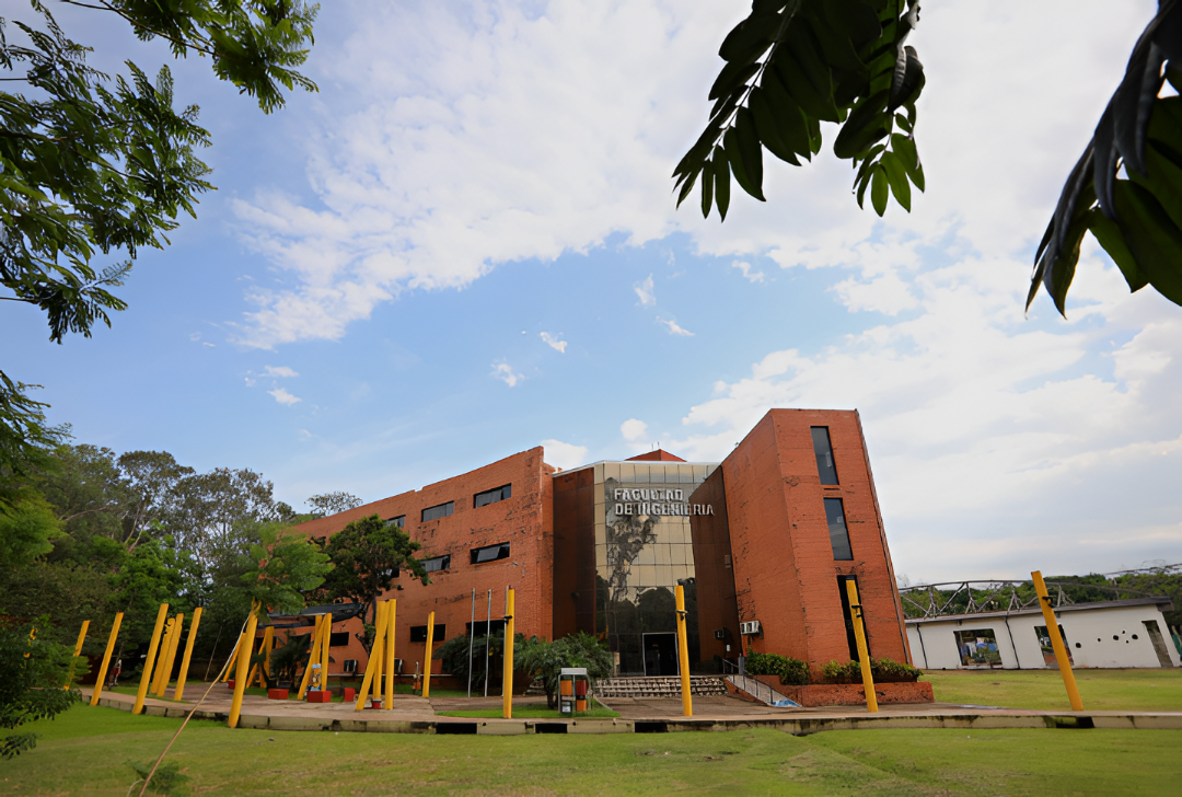 Ingeniería Civil de la FIUNA queda sin acreditación de la ANEAES