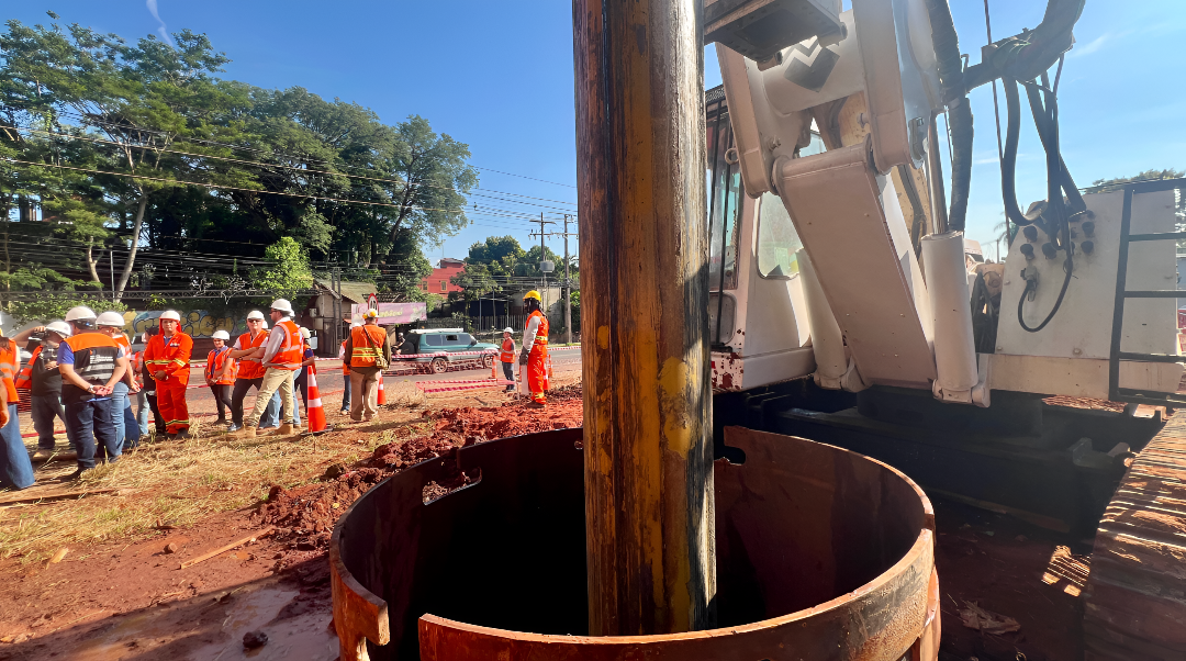 Autopista elevada y tren de cercanías compartirán corredor entre Luque y San Bernardino