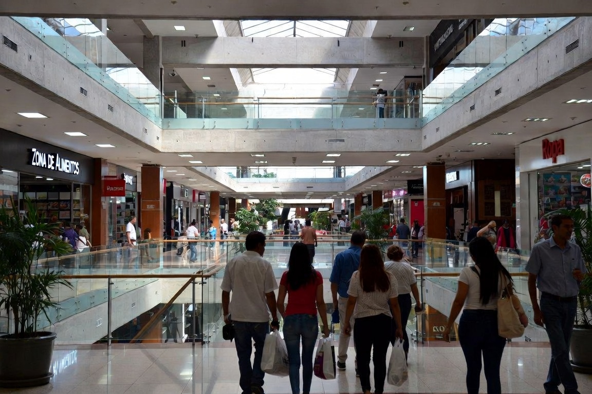 El movimiento de ventas subió 3% en abril y acumula avance en 2026