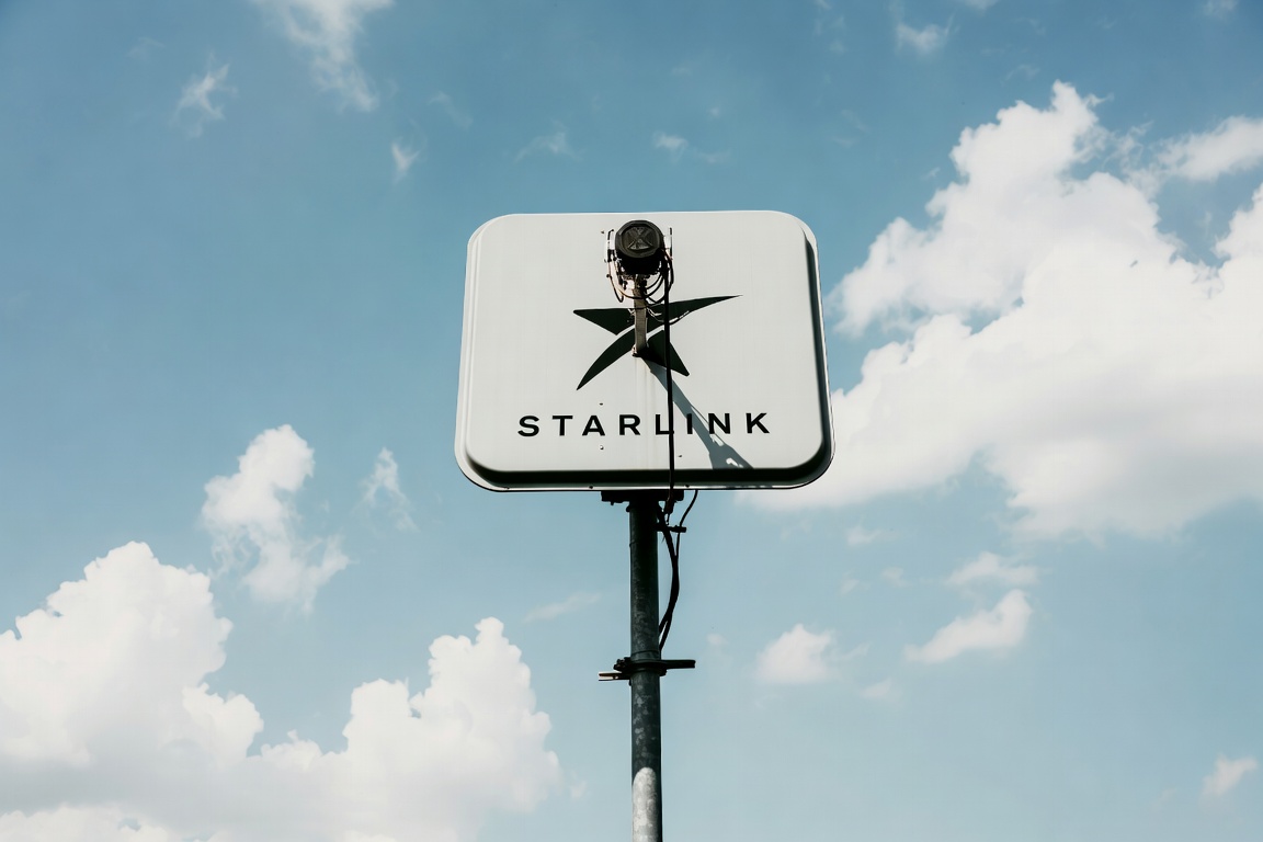 Starlink recibe vía libre de Conatel para ampliar su internet satelital en Paraguay