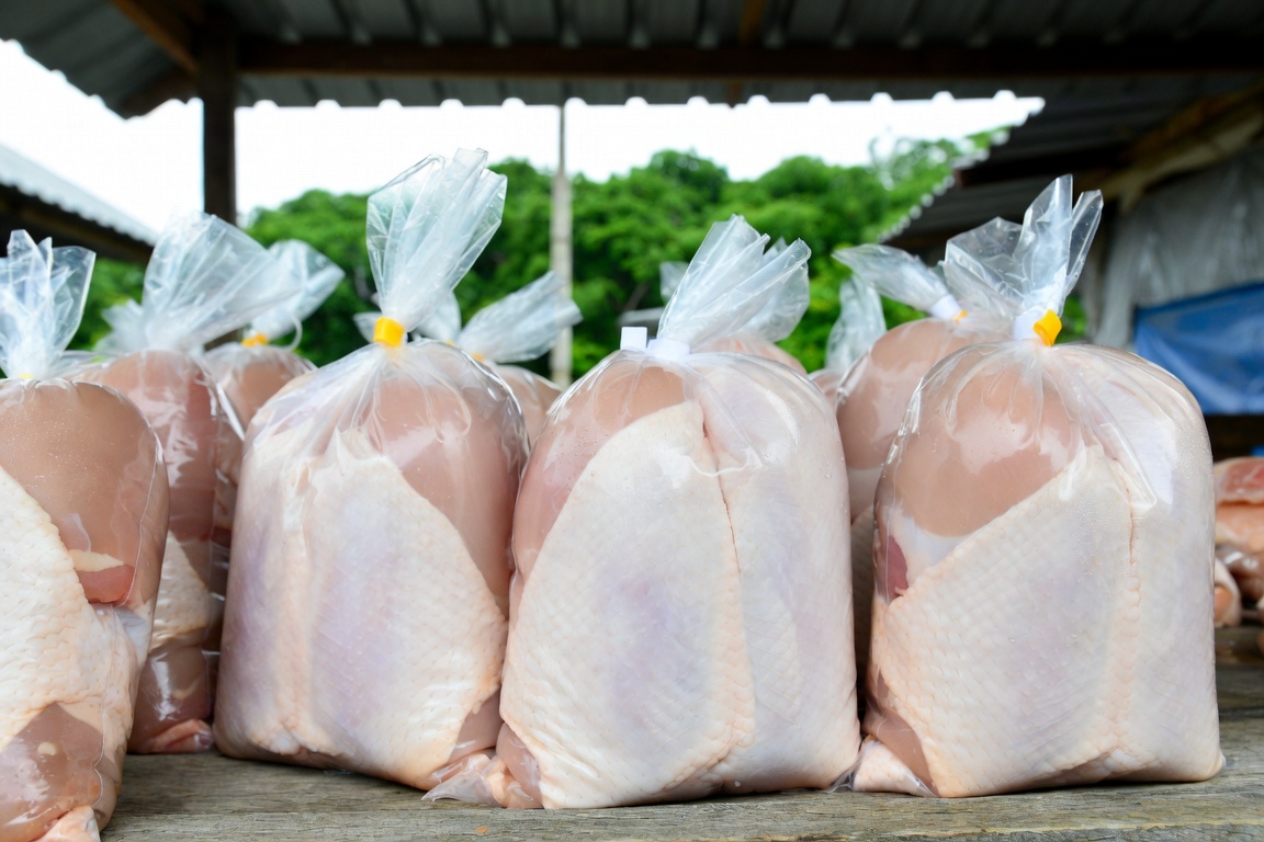 ¿Hasta dónde puede llegar el pollo paraguayo tras mover USD 8,6 millones y aumentar 45% sus envíos al exterior?