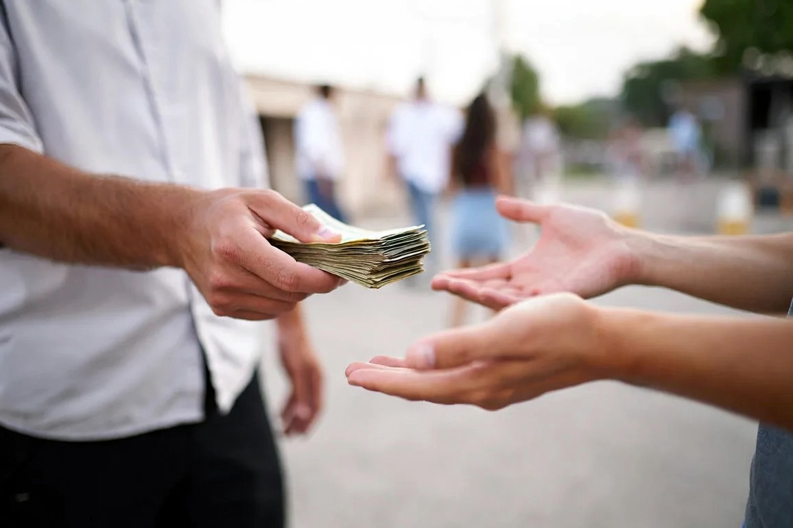 Más del 60% de los microemprendimientos busca dinero por fuera de bancos y cooperativas mientras el costo puede trepar hasta 300% al año