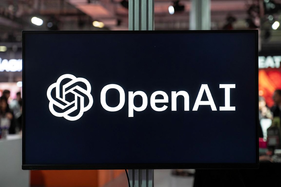 OpenAI frena parte del trabajo con Astra después de detectar que su nueva IA avanzó mucho más de lo previsto en tareas de ciberseguridad