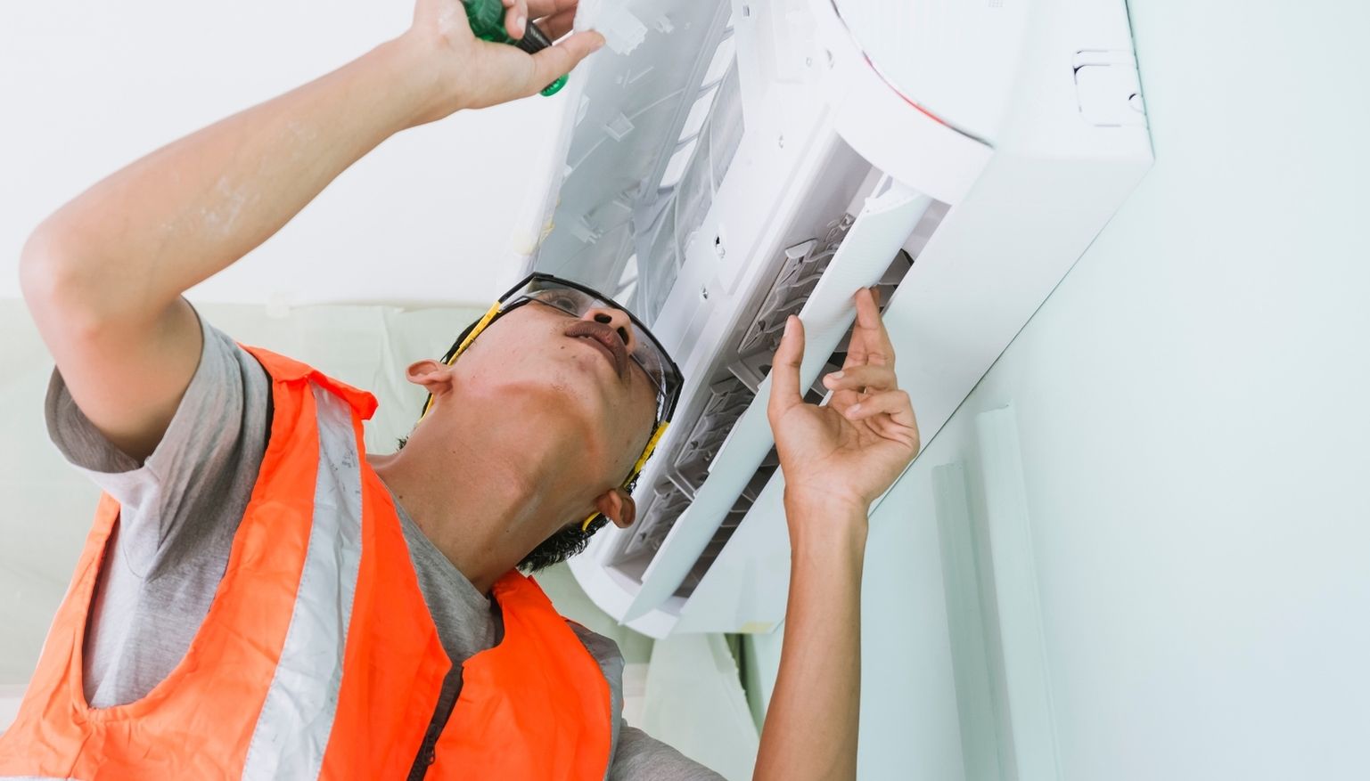 why is my ac not working​