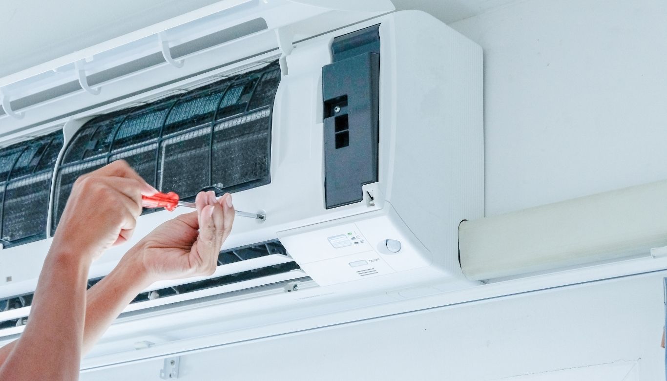 air conditioner smells like mildew​