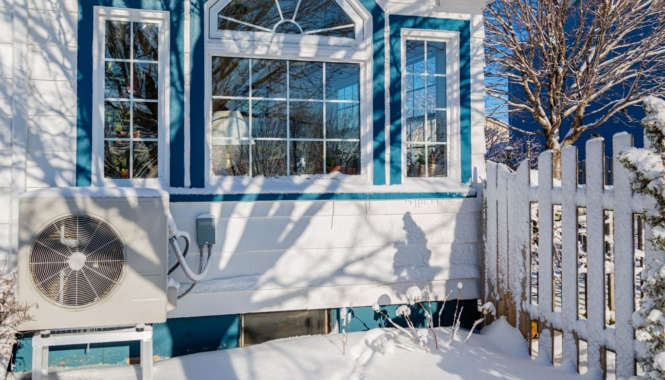 best cold climate heat pump canada