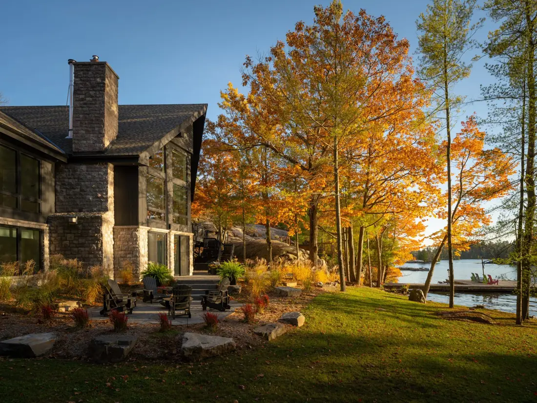 Lakefront fire pit terrace