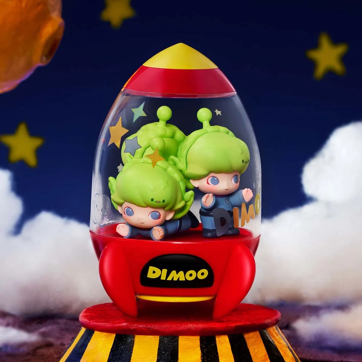 DIMOO in Space Crane