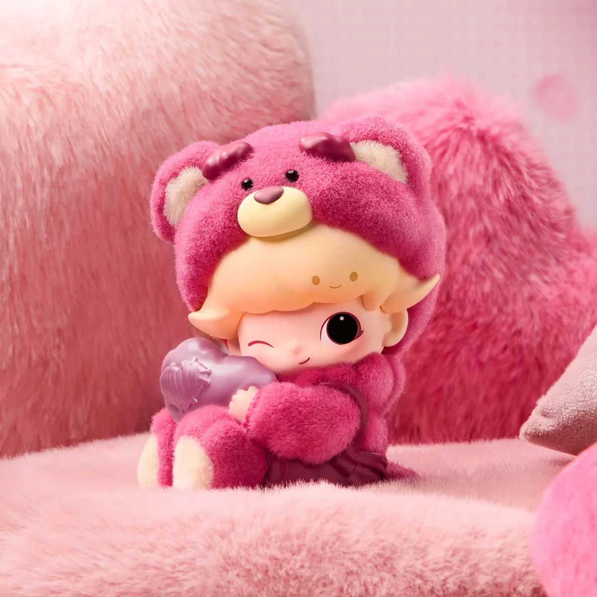 DIMOO as Lotso