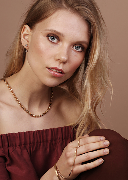 PERSUEDE Copenhagen campaign by Patrick Pankalla – elegant jewelry fashion portrait.