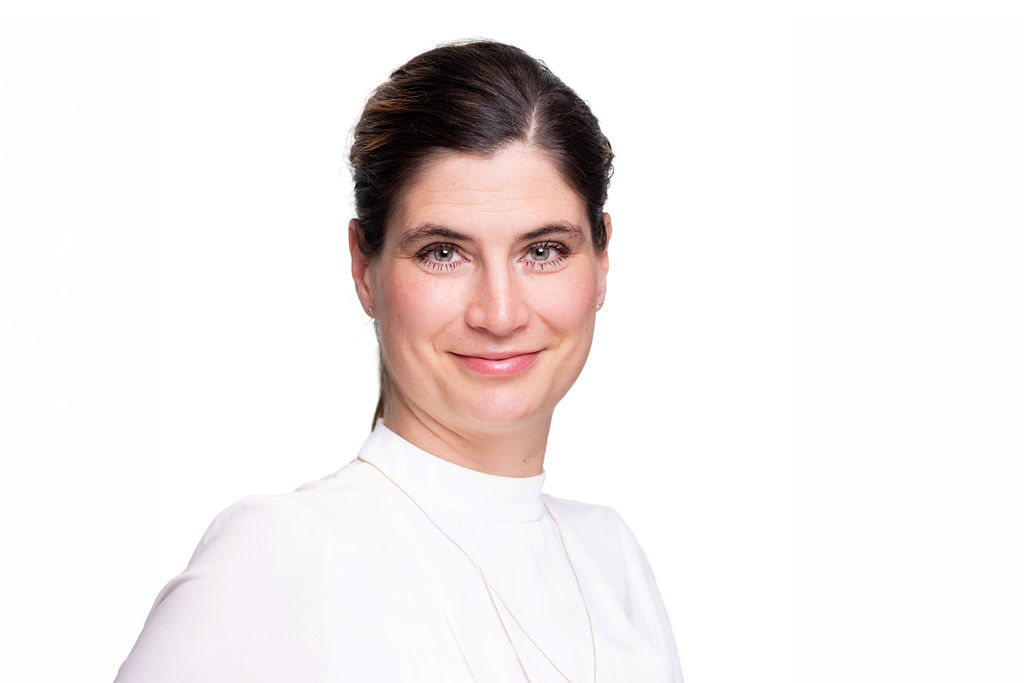 Dr. med. Daphne Doedens