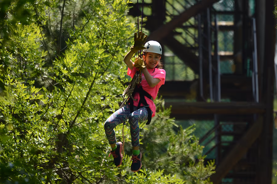 Atracciones únicas en Camp Santa Ursula: diversión garantizada para todos