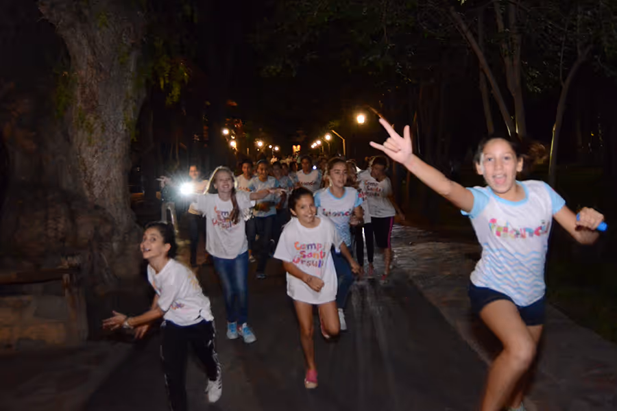 Atracciones únicas en Camp Santa Ursula: diversión garantizada para todos
