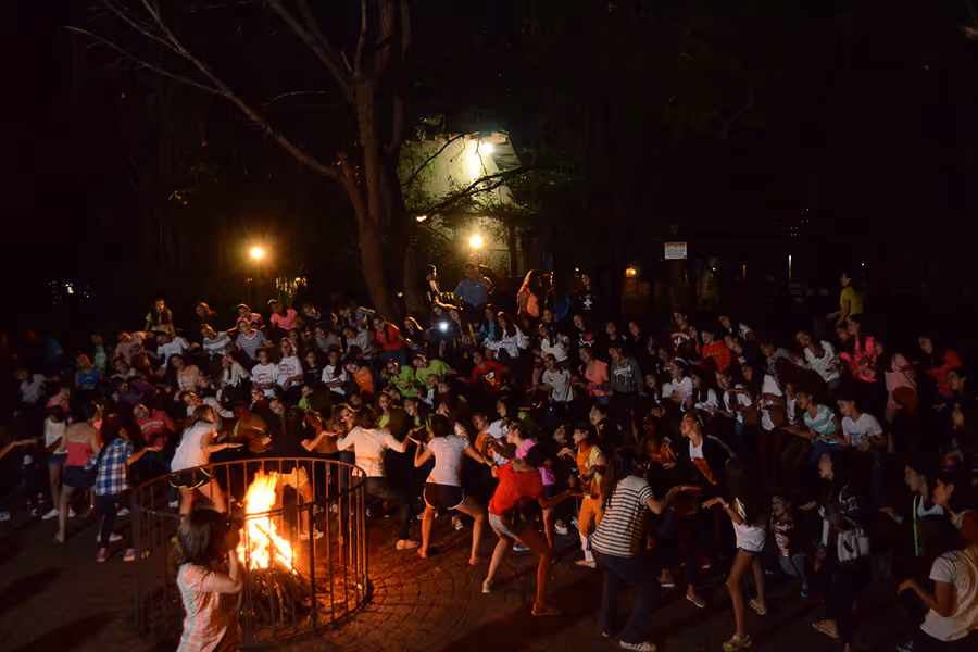 Atracciones únicas en Camp Santa Ursula: diversión garantizada para todos
