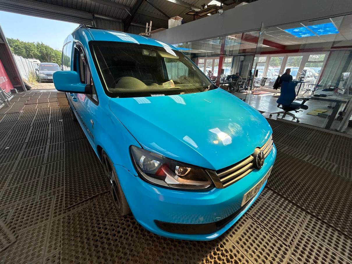60 plate Volkswagen Caddy Maxi C20 1.6 Tdi ex gas van minor issue repair No Vat