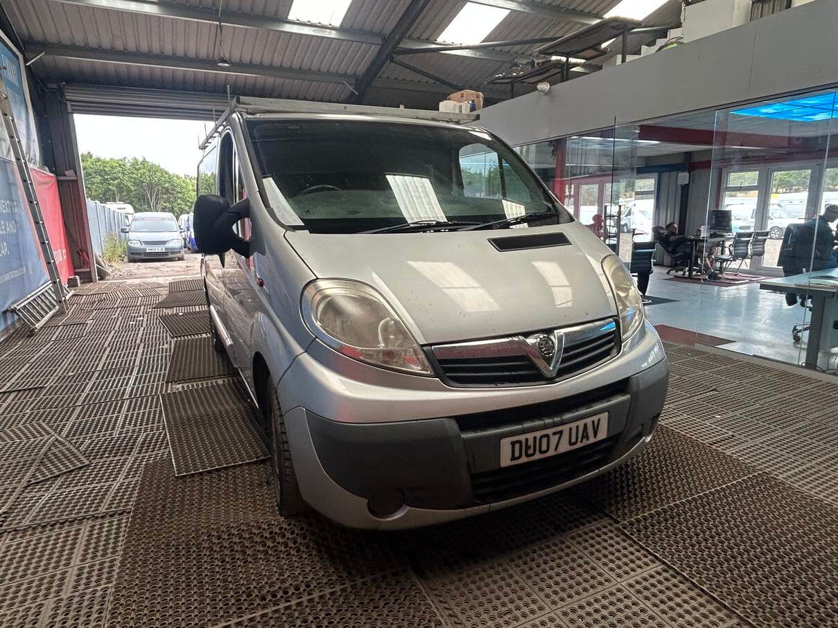 2007 Vauxhall Vivaro Trafic Sportive 2.0 Cdti Silver Starts Dives Moted No Vat