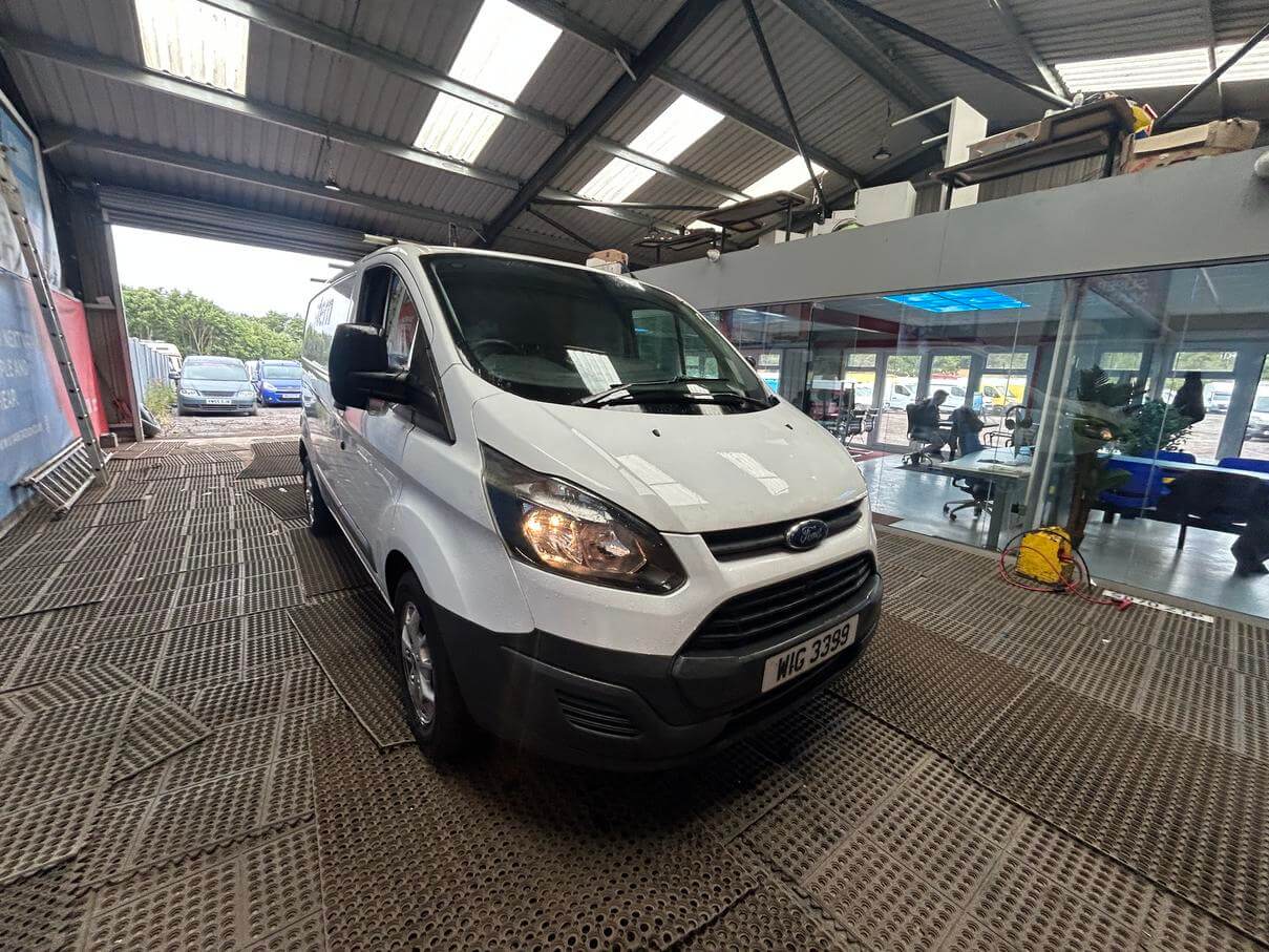 2017 Ford Transit Custom 2.0 TDCI excellent runner Euro 6 ULEZ compliant No Vat