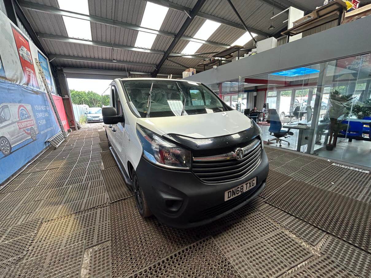 68 plate Vauxhall Vivaro Combi 1.6 Cdti 9 seater minibus 145k Lwb Euro 6 Vat Inc