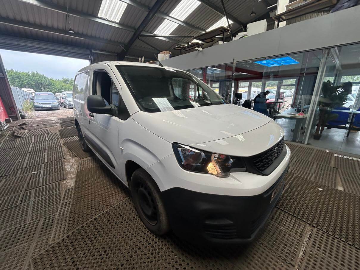 2019 Peugeot Partner Berlingo Doblo Professional L1 Blue 1.5 Hdi Euro 6 No Vat