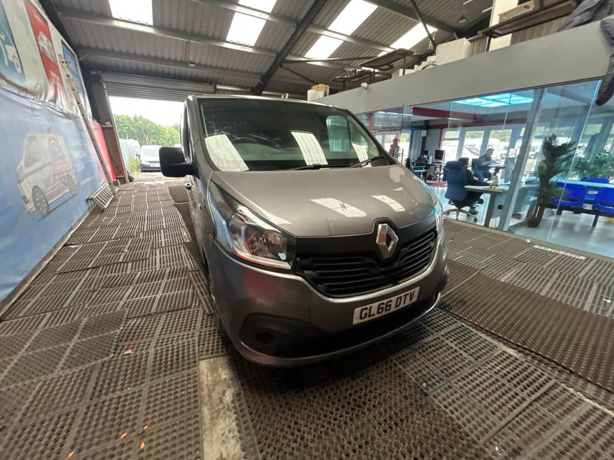 66 Plate Renault Trafic Vivaro Sl27 Business+ Energy 1.6 Dci grey Euro 6 No Vat