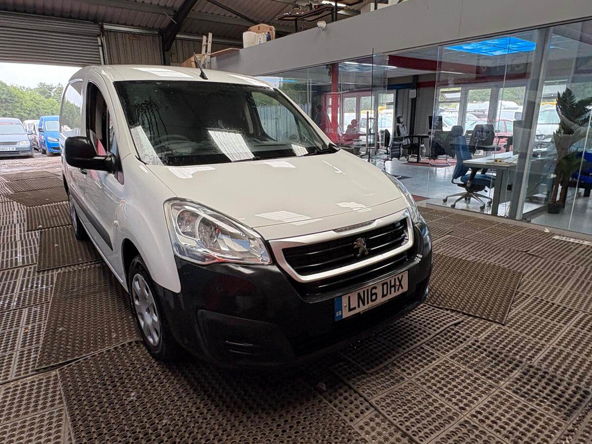 2016 Peugeot Partner Berlingo Professional 1.6 Hdi 12 months mot nice No Vat
