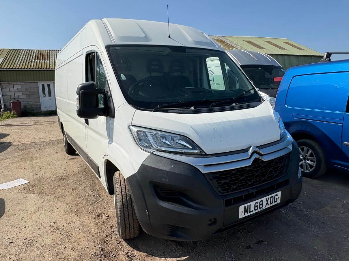 68 Plate Citroen Relay boxer L3H2 2.2 Hdi starts runs needs head gasket No Vat