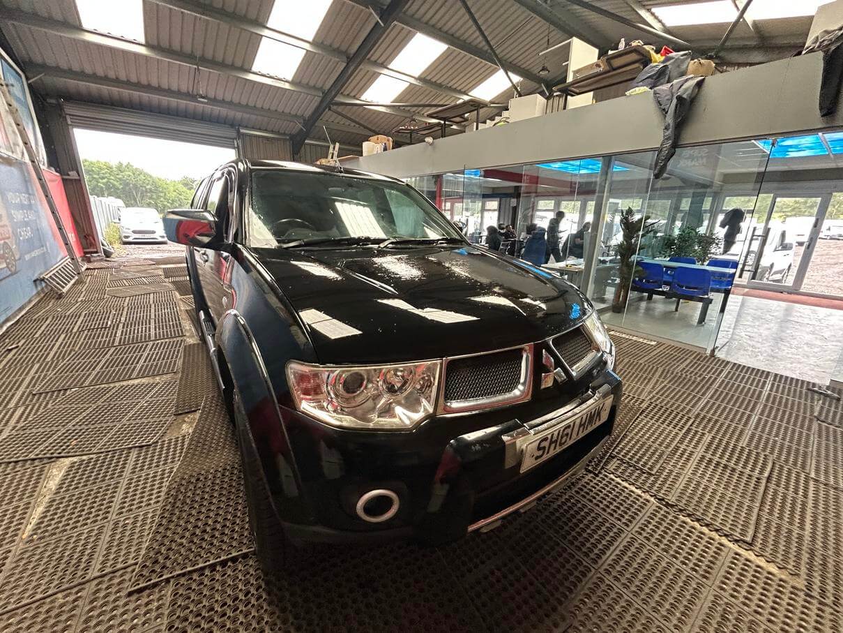 61 Plate Mitsubishi L200 Barbarian Lwb Double Cab 80k miles 4X4 Automatic No Vat