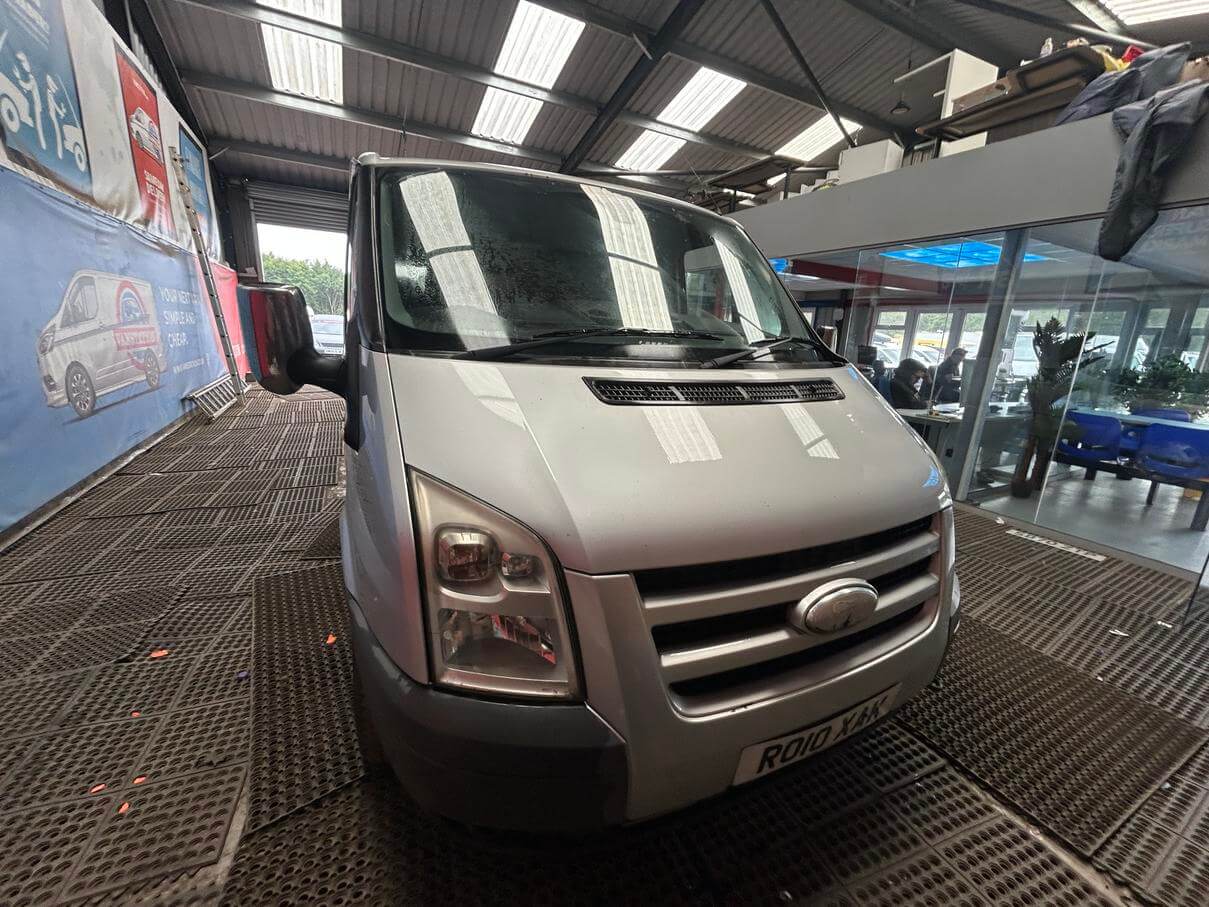 2010 Ford Transit 140 T280 Swb silver Limited Touring 9 seater minibus No Vat