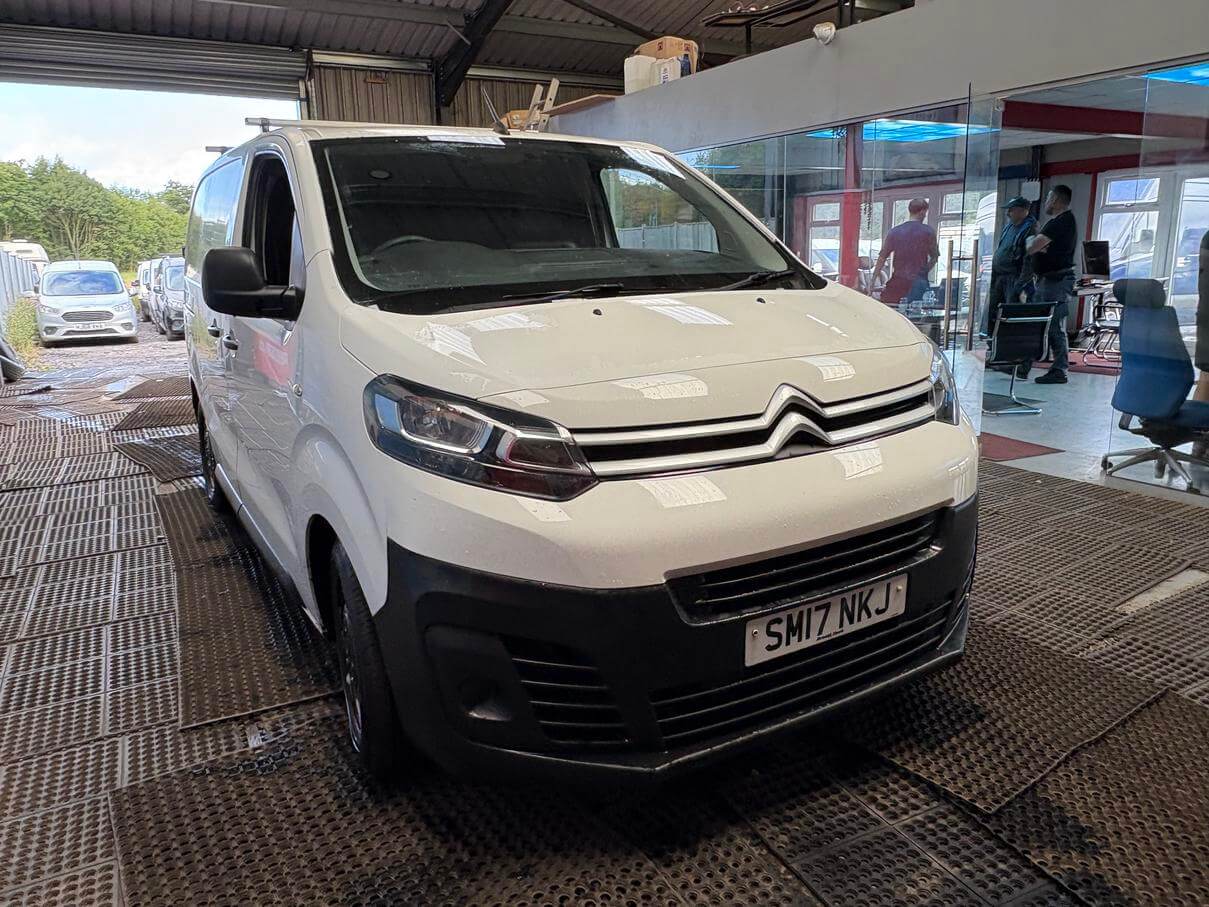 2017 Citroen Dispatch Expert Enterprise Blue 1.6 Service history Euro 6 No Vat