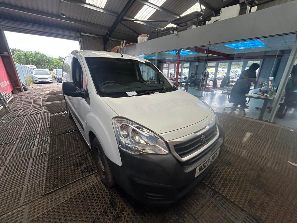 2017 Peugeot Partner Berlingo Van Se 1.6 Hdi 12 Months Mot Euro 6 Vat Inclusive