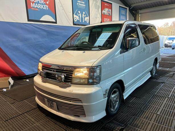 2001 NISSAN ELGRAND 3.3 V6 FULL CAMPER BEAUTIFUL IMPORT