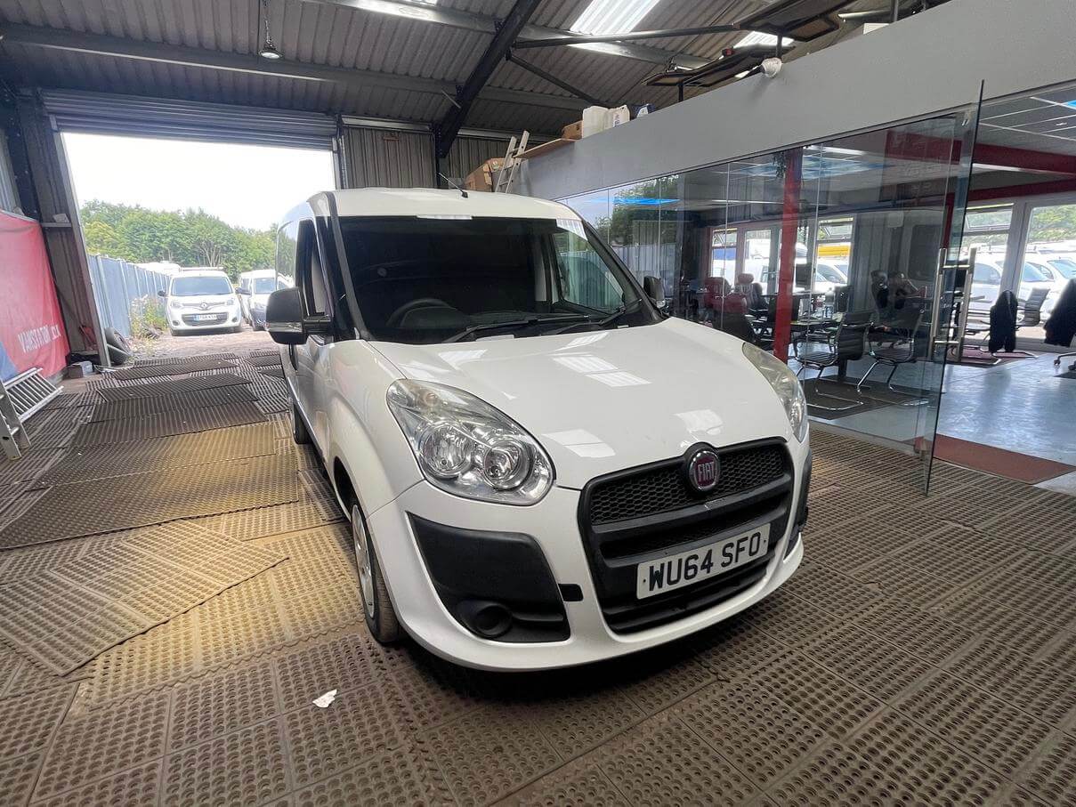 64 Plate Fiat Doblo Cargo Doblo 1.3 16V Multijet long mot excellent runner NoVat