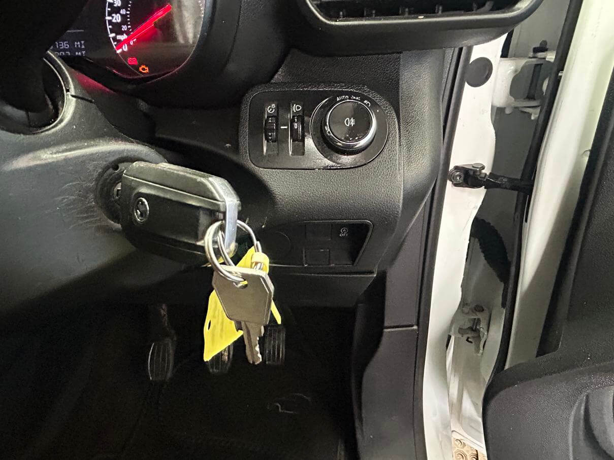 69 Plate Vauxhall Combo 2300 Sportive 76k miles 12 months mot Euro 6 No Vat