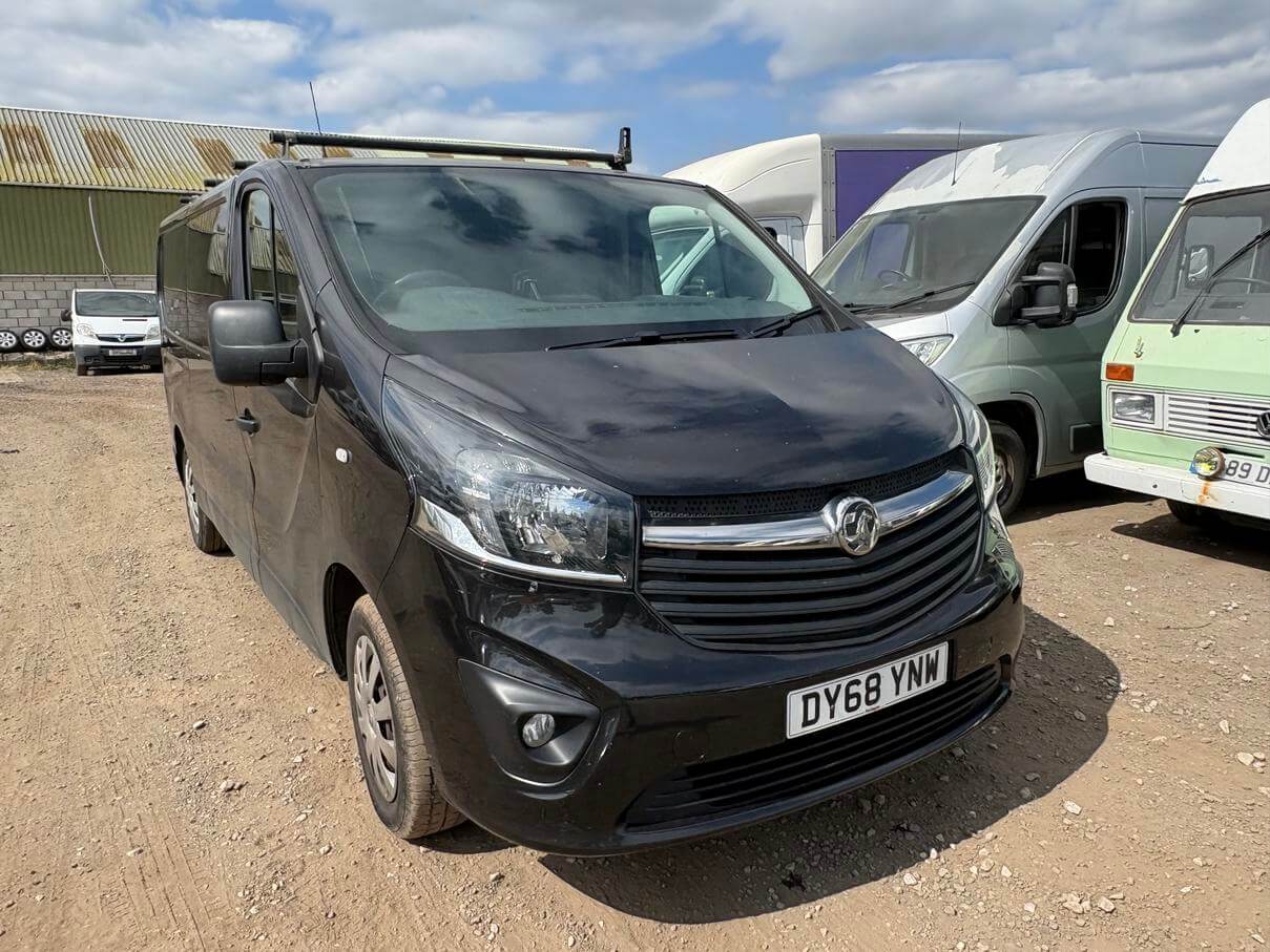 68 Plate Vauxhall Vivaro Trafic Sportive 1.6 Engine Knocking 68K Miles No Vat