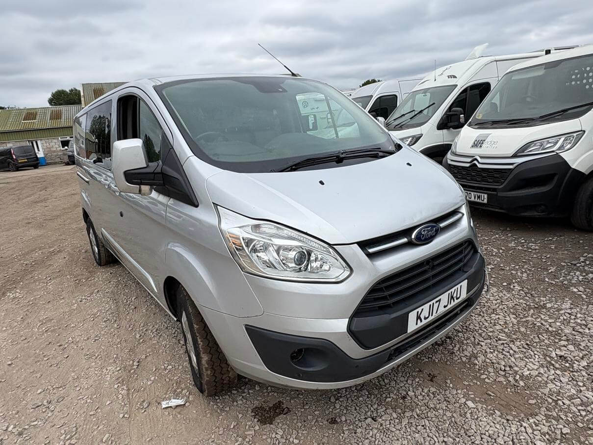 2017 Ford Transit Custom crew cab Limited none runner wet belt snapped No Vat
