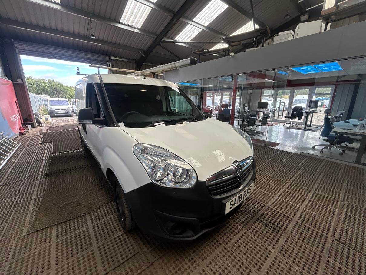 2018 Vauxhall Combo 1.3 Cdti factory crew cab needs turbo repair Euro 6 No Vat
