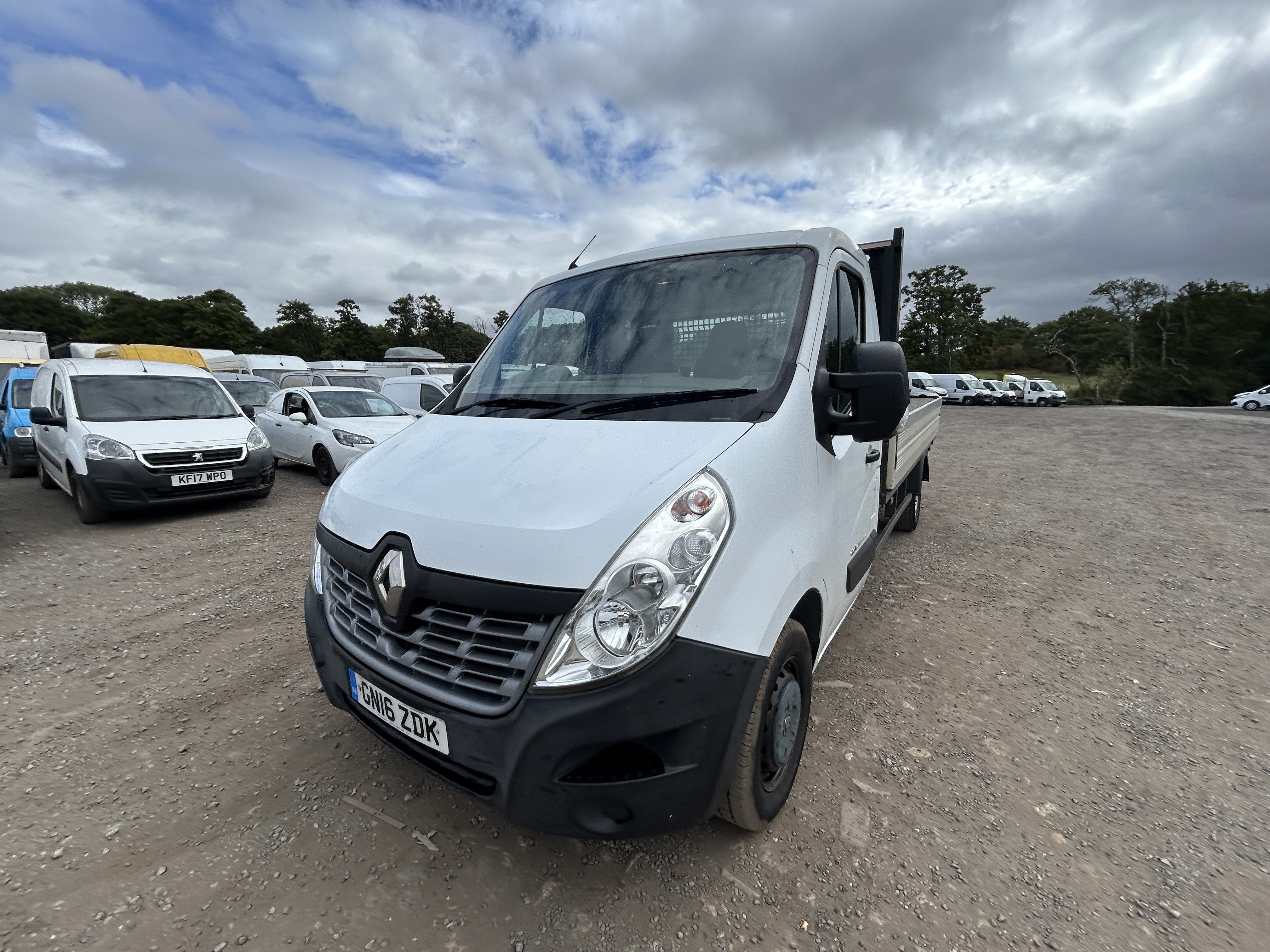 2016 Renault Master Ll35 Business 2.3 Dci flat bed dropside fresh mot Vat Inc