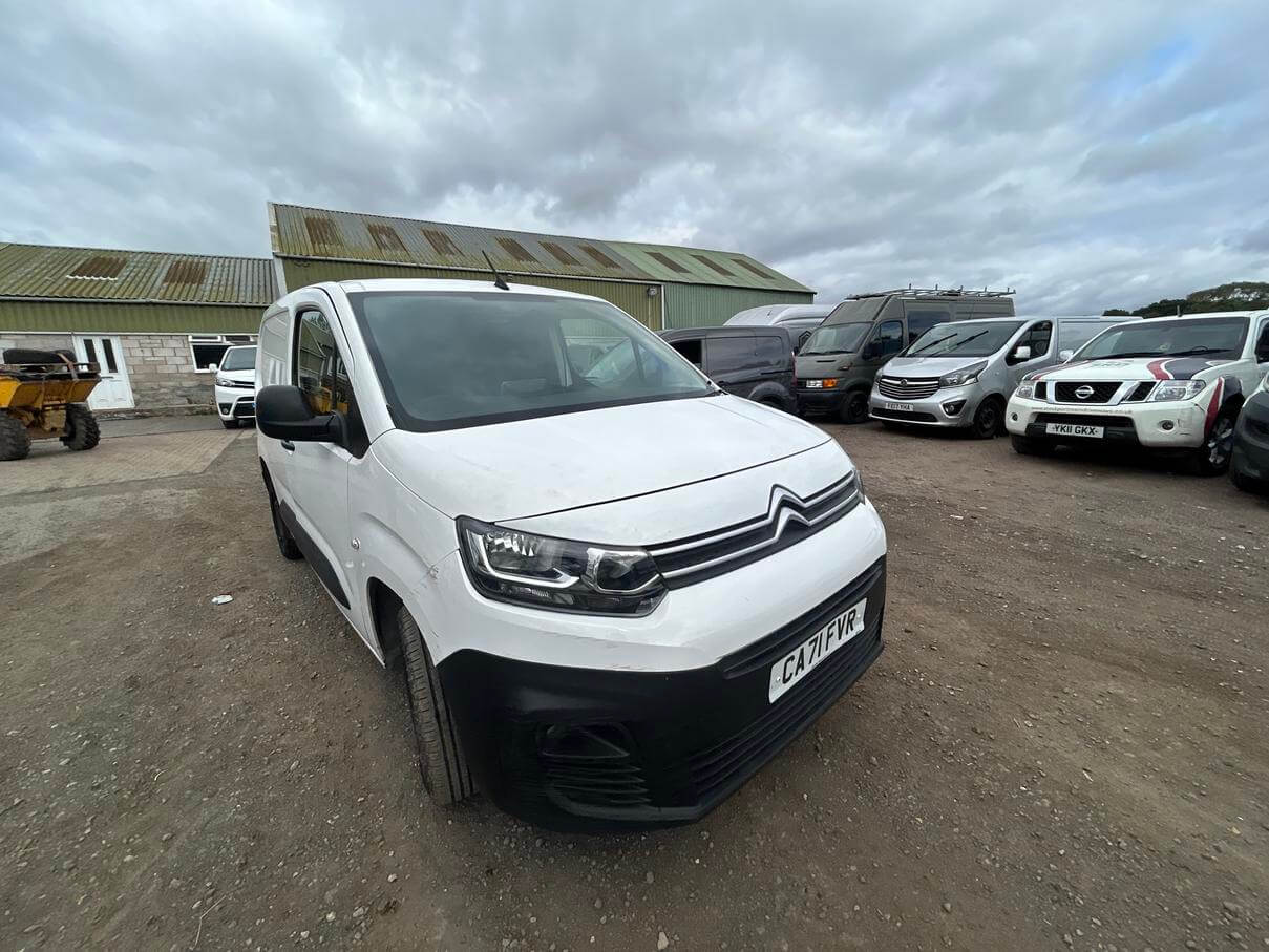 71 Plate Citroen Berlingo Partner 51k none runner Cambelt snapped Euro 6 No Vat