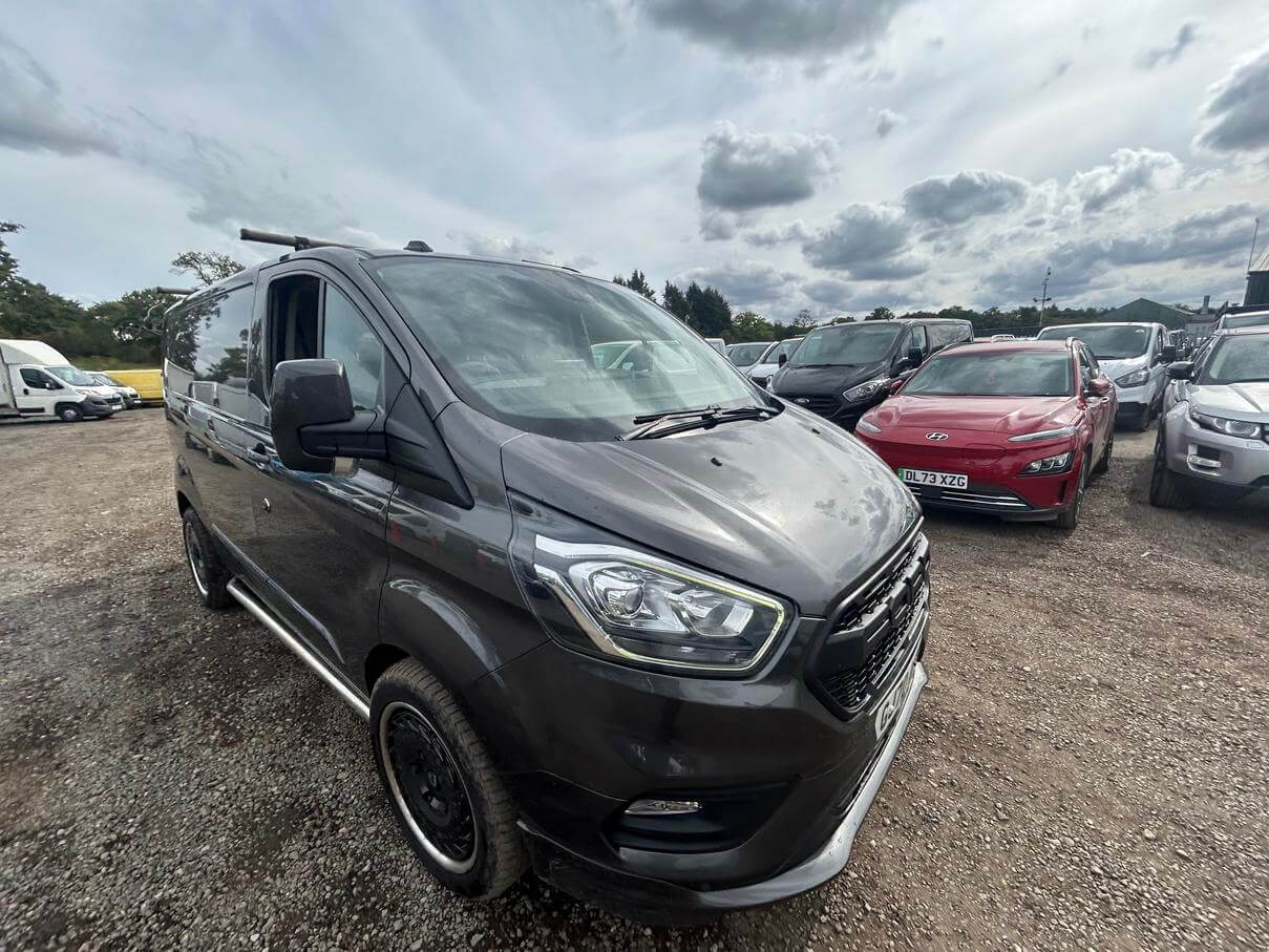 70 Plate Ford Transit Custom 300 Limited 2.0 Ecoblue new wet belt Euro 6 No Vat