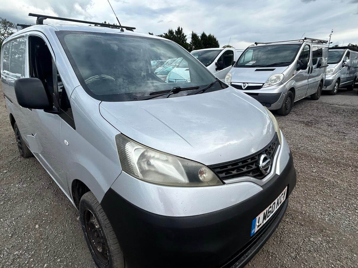 60 Plate Nissan Nv200 Se 1.5 Dci small silver van 12 months mot No Vat bargain
