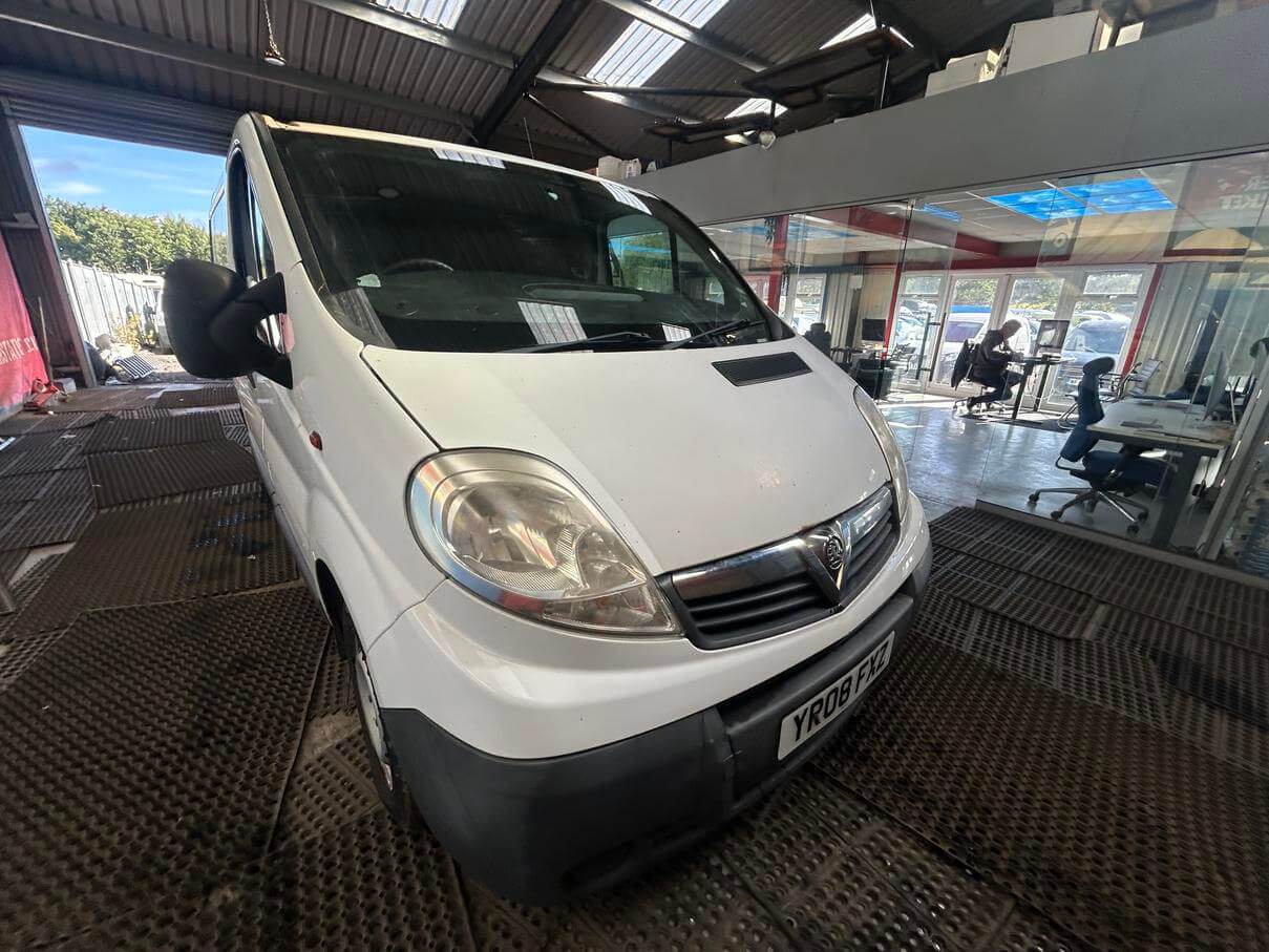 2008 Vauxhall Vivaro Trafic 2.0 Cdti nice clean van 12 months mot No Vat bargain