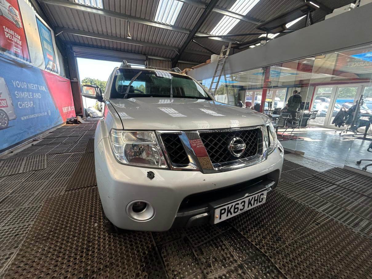 63 Plate Nissan Navara Tekna 2.3 104k miles 12 months mot Vat Inclusive bargain