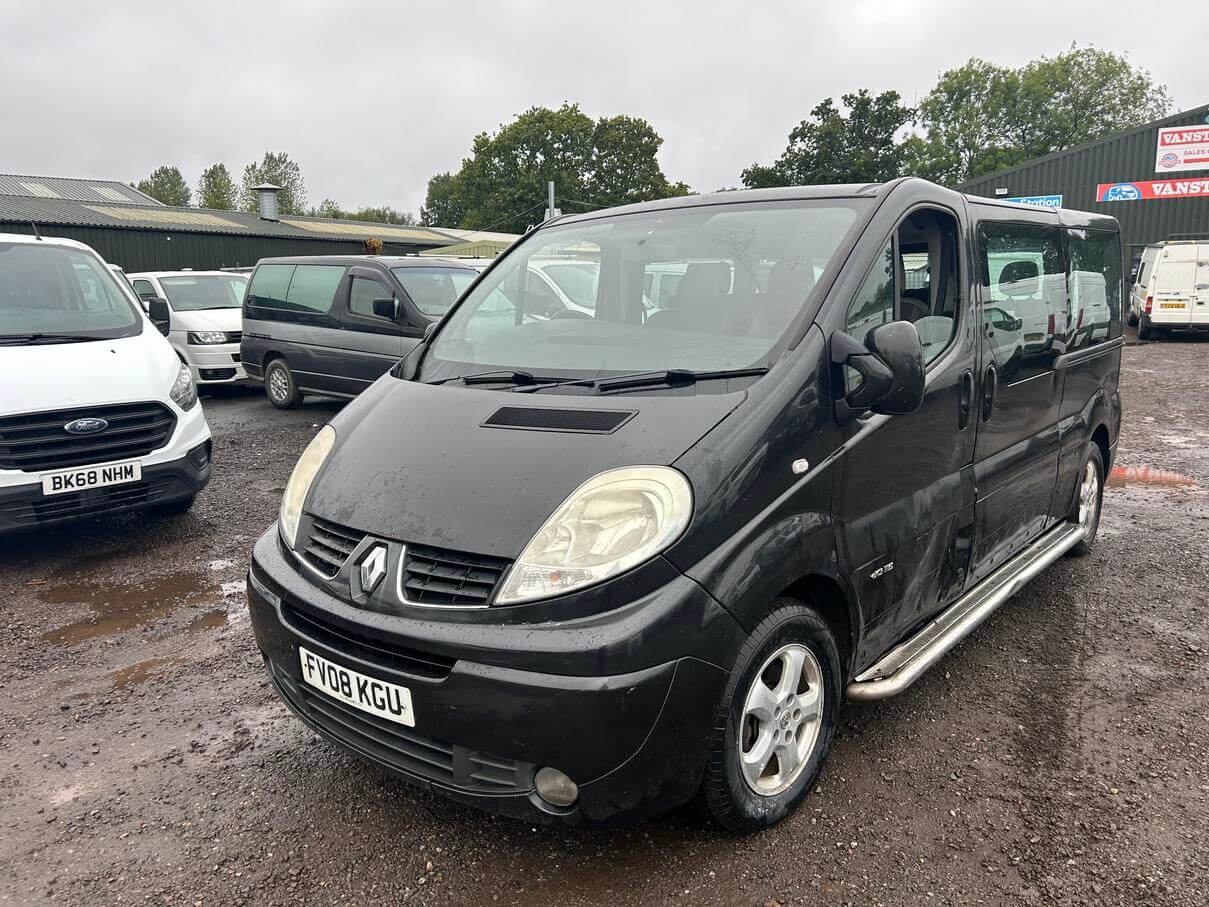 2008 Renault Trafic Vivaro 2.0 Dci 115 9 seater minibus 12 months mot 104k NoVat