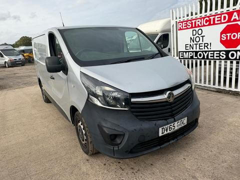 65 Plate Vauxhall Vivaro Trafic 1.6 Cdti starts drives needs turbo repair No Vat