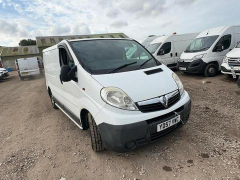 57 Plate Vauxhall Vivaro Trafic 2.0 Cdti excellent runner fresh mot No Vat